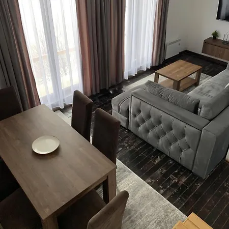 Spiky Hill アパート